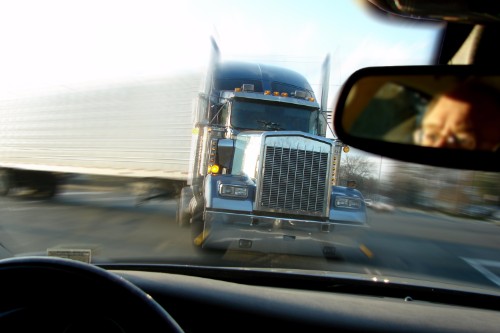 The Dangers of Distracted Driving in Florida Truck Accidents