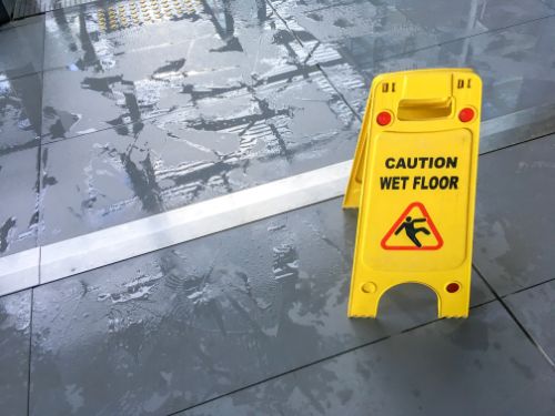 Comparative Negligence in Wesley Chapel FL Slip and Fall Cases
